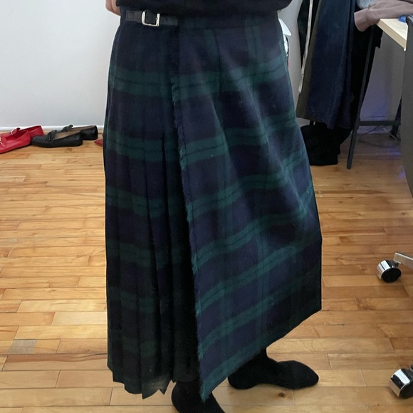 SOLD Black Watch 100% wool Kilt - Picture 3 of 5